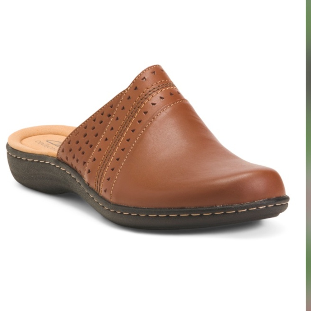 NEW Clarks Leather Laurieann Ease Slip On Mule Flats Dark Tan Women’s Size 5.5 - Picture 2 of 11